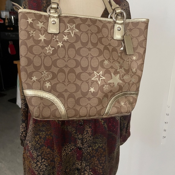Coach Heritage Star Print Signature C Gold Brown Tote Bag MSRP $298.00 - Picture 2 of 11